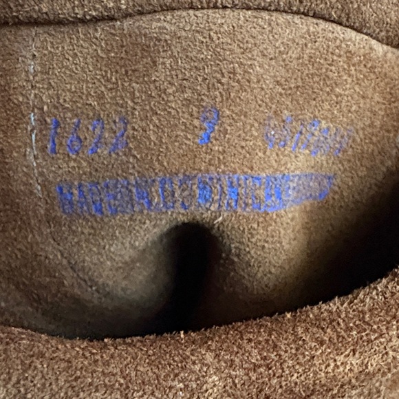 Minnetonka Brown Fringed Moccasin Boots - Picture 5 of 8